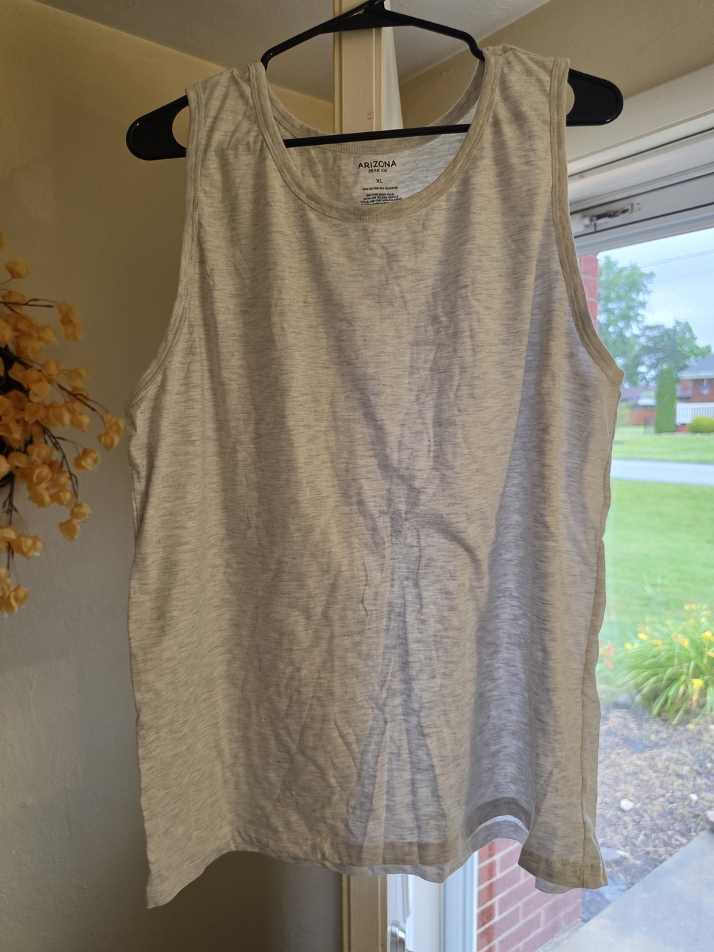 Arizona Jean Company Men's Heather Gray Sleeveless Tank Top